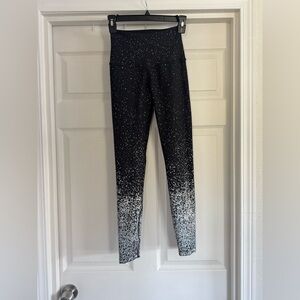 Beyond Yoga Leggings, Black Metallic Galaxy, Size Small